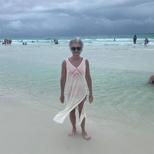 Meet your Posher, Donna